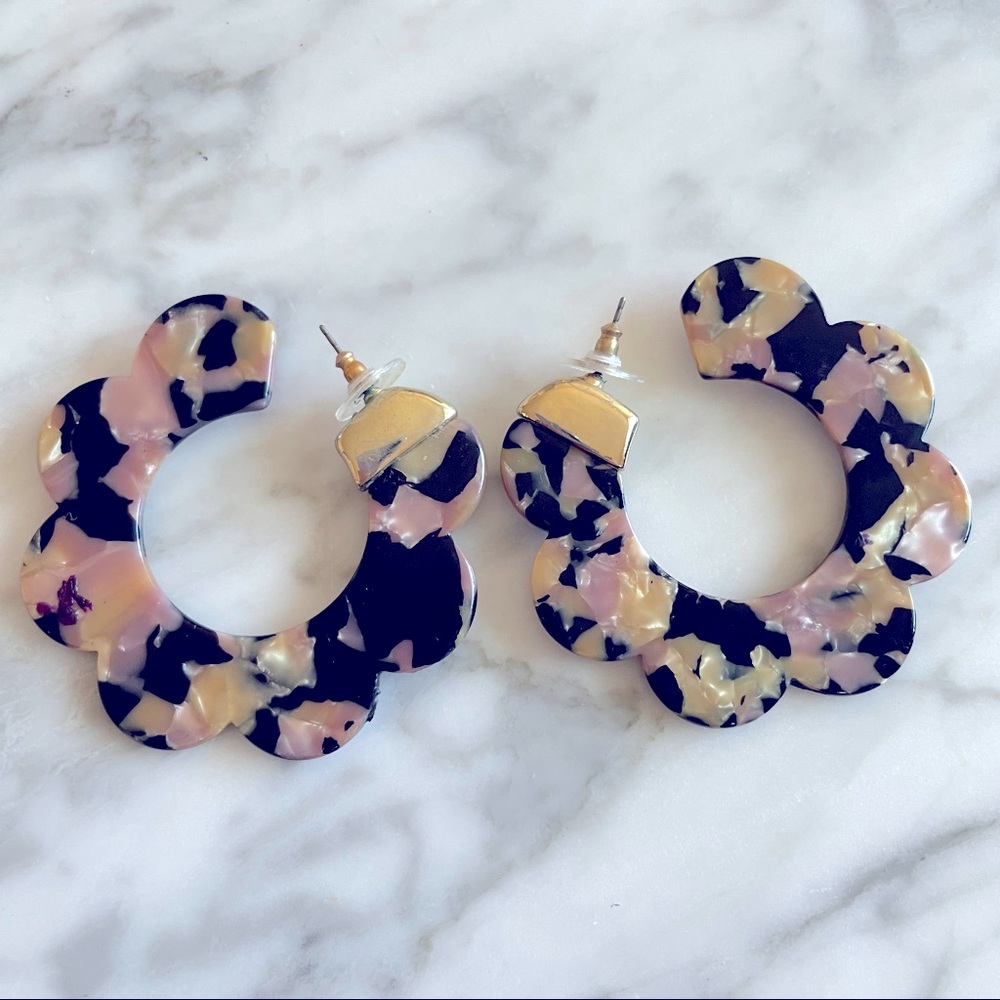 BaubleBar Shaped Resin Hoop Earrings